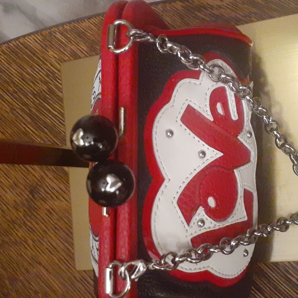 BRIGHTON CROSSBODY KISSLOCK LOVE LEATHER BAG NWOT - Picture 3 of 9